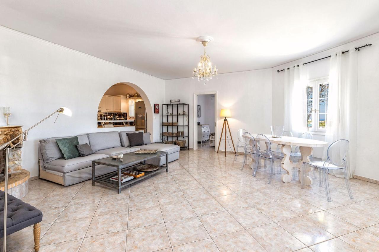 Daphne's Lux Villa Paraspori (Paros)